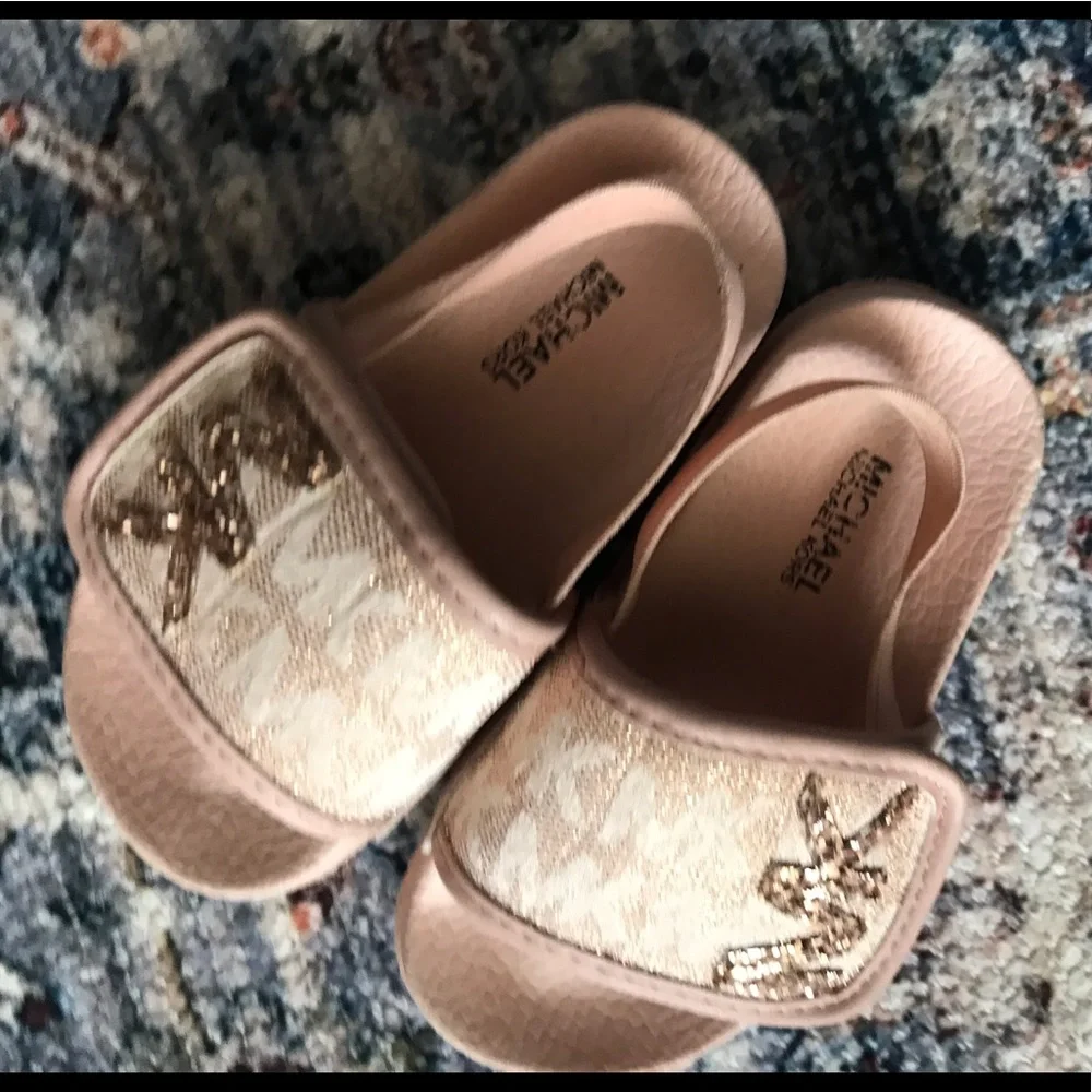 Michael Kors baby girl Velcro sandals - Picture 8 of 8